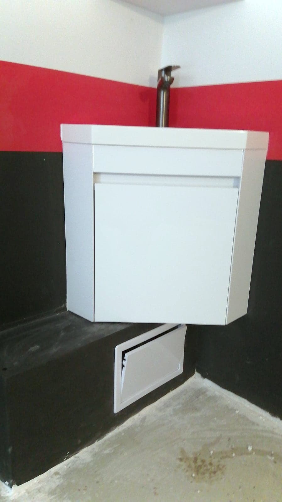 Garage in Mladost: skim coat, paint and a sink — Corner washbasin with a cabinet